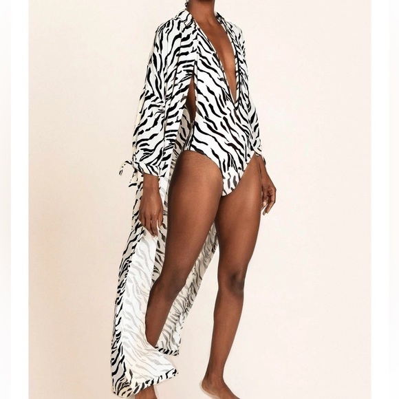 PEIXOTO Wild Zebra Josephine Cover Up One Size - Picture 3 of 8
